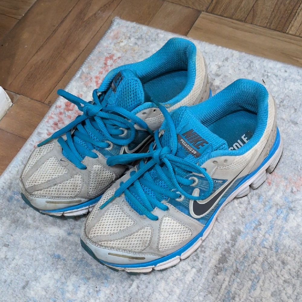 Nike Air Pegasus 28 Sneakers